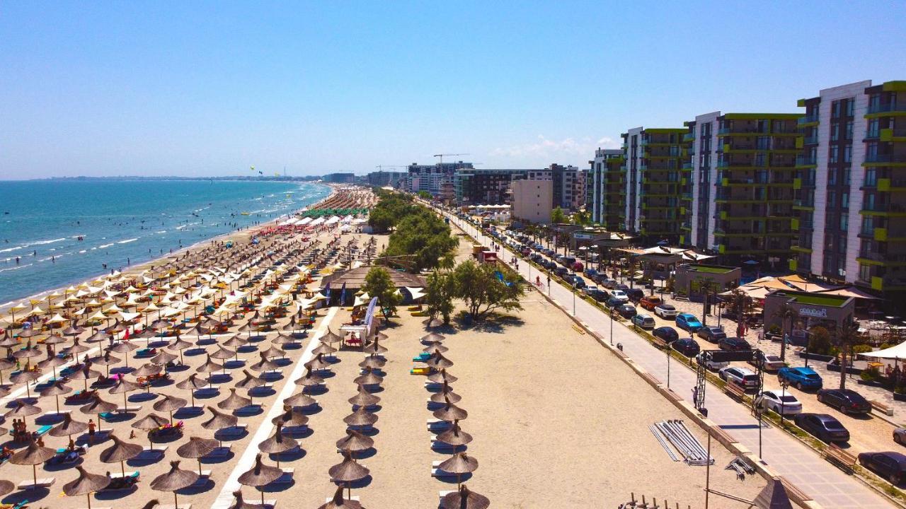 Moon Sea View Apartment - Spa N Pools Resort Mamaia Eksteriør billede